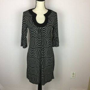 New! En Focus Studio Dress 8 Womans Black White 3/4 Bell Sleeve Stretch Knit